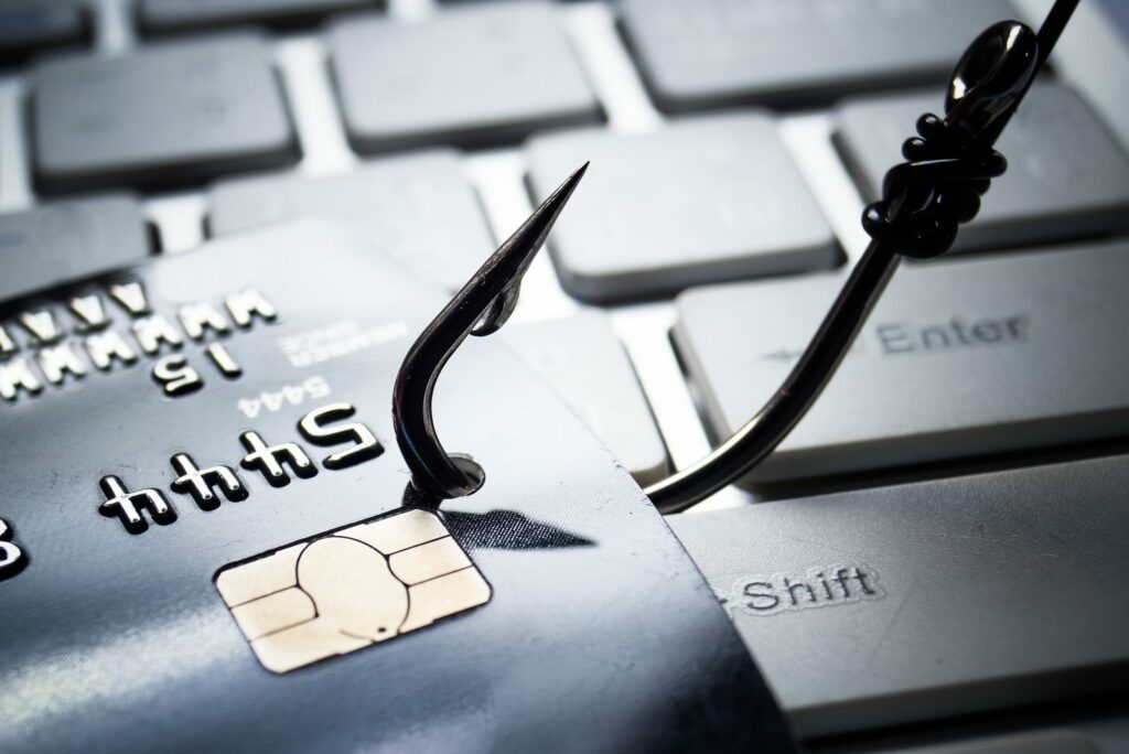 administration illicite d’une plateforme en ligne